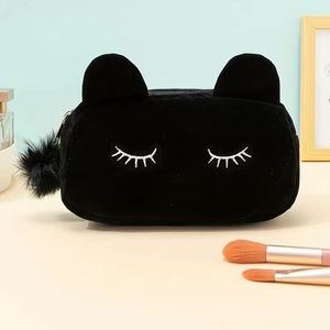 🆕 Soft Black Cat Zipper Case, New in Package